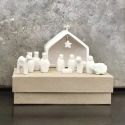 East Of India Porcelain Nativity Set -Yankee Candle Sales 1548 east of india porcelain nativity set 3