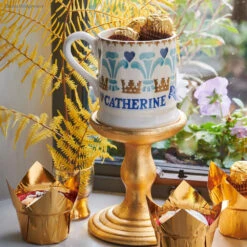 Emma Bridgewater Prince & Princess Of Wales Half Pint Mug -Yankee Candle Sales 1ppw010002 emma bridgewater prince princess of wales 12 pint mug 03ls