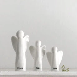 East Of India Christmas Set Of 3 Porcelain Angels 9 East Of India Christmas Set Of 3 Porcelain Angels -Yankee Candle Sales 5817 east of india xmas set of three porcelain angels 2