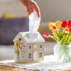 Bee Happy Tissue Box -Yankee Candle Sales lesser pavey lp49798 bee happy tissue box lifestyle 1