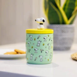 House Of Disaster Peanuts Jar -Yankee Candle Sales peajar house of disaster peanuts jar lifestyle1