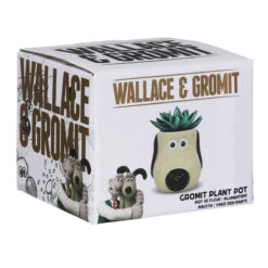 Wallace & Gromit– Gromit Shaped Plant Pot 9 Wallace & Gromit– Gromit Shaped Plant Pot -Yankee Candle Sales plntaa05 wallace gromit gromit shaped plant pot