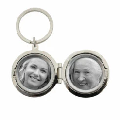 Personalised Floral Round Photo Frame Keyring 7 Personalised Floral Round Photo Frame Keyring -Yankee Candle Sales pmc personalised p0102z26 floral round photo frames keyring 03