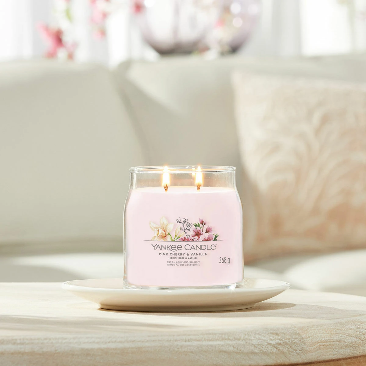 Yankee Candle Pink Cherry & Vanilla Signature Medium Jar Candle 3 Yankee Candle Pink Cherry & Vanilla Signature Medium Jar Candle - Image 3
