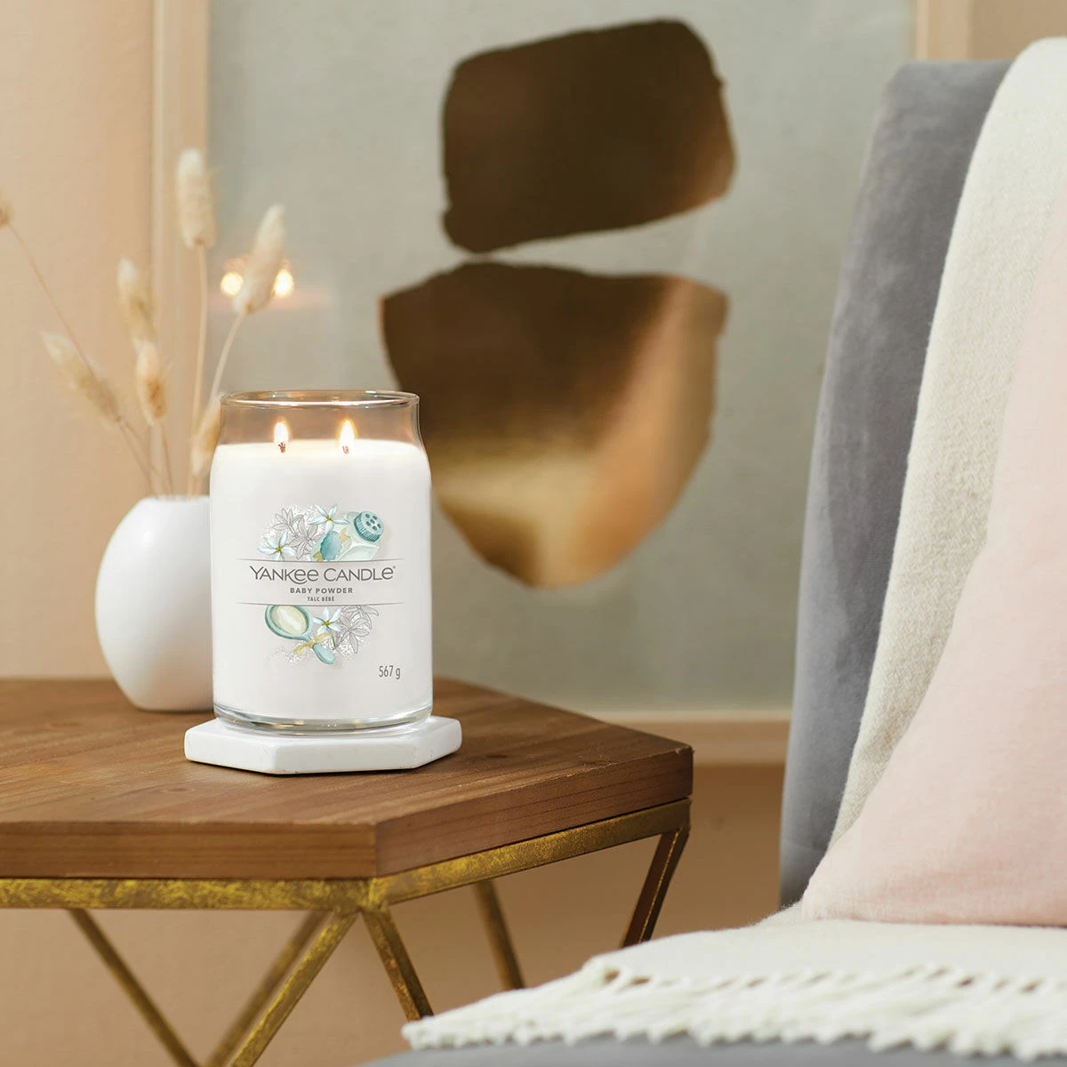 Yankee Candle Baby Powder Signature Large Jar Candle 3 Yankee Candle Baby Powder Signature Large Jar Candle - Image 3